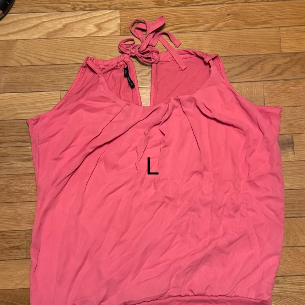 Women’s Pink Sleeves top